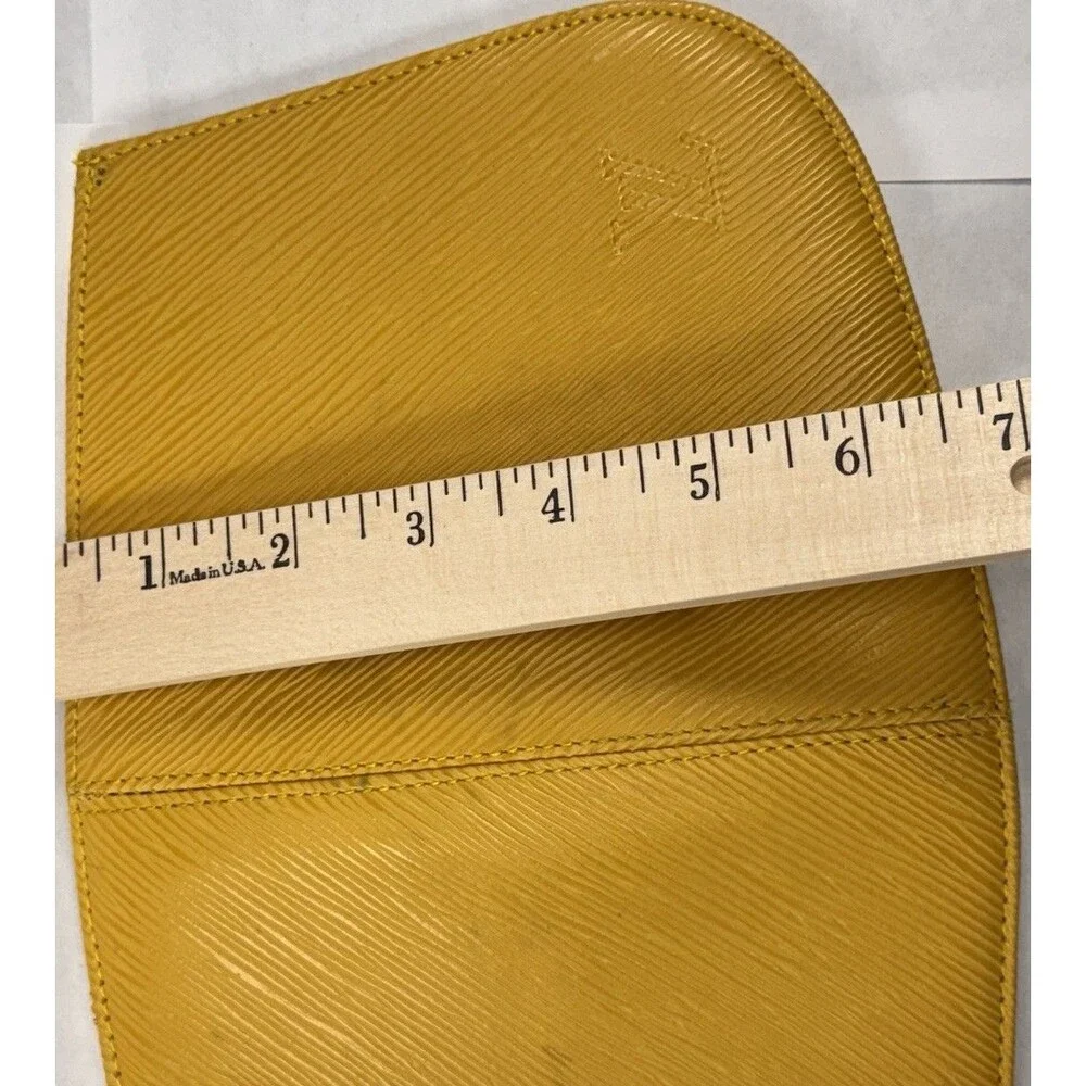 Vintage Louis Vuitton Epi Leather Jaune Yellow Clutch Pochette Made France